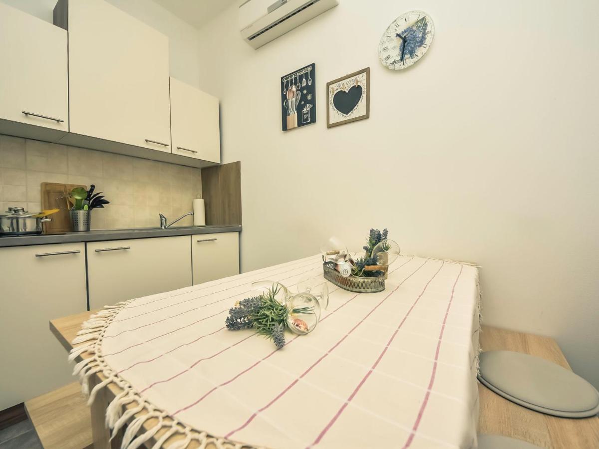 Apartment Snjezana-2 By Interhome Karlobag Luaran gambar